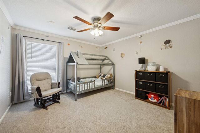 3206 Deer Trail Drive, Alvin, TX 77511