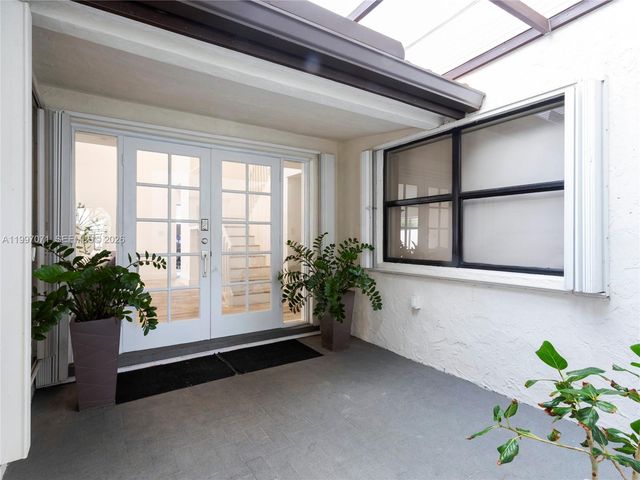 11722 SW 107th Ter, Miami, FL 33186