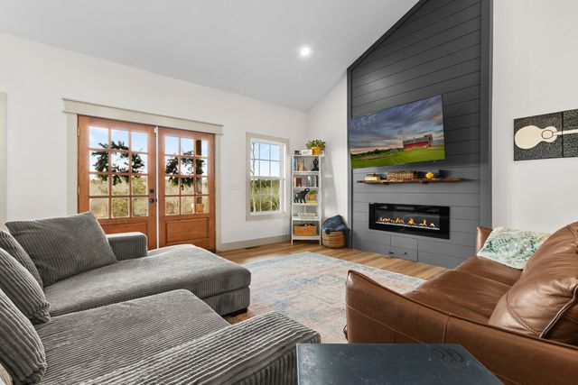 151 Covered Bridge Lane, Frankfort, KY 40601