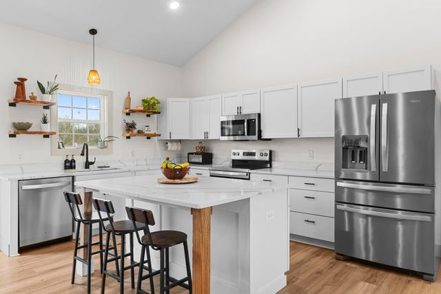 151 Covered Bridge Lane, Frankfort, KY 40601