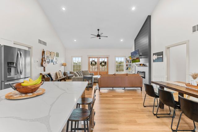 151 Covered Bridge Lane, Frankfort, KY 40601