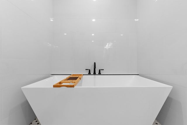 151 Covered Bridge Lane, Frankfort, KY 40601