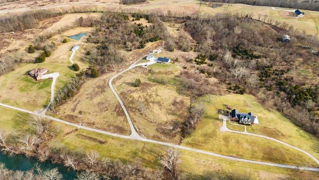 151 Covered Bridge Lane, Frankfort, KY 40601