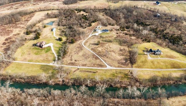 151 Covered Bridge Lane, Frankfort, KY 40601