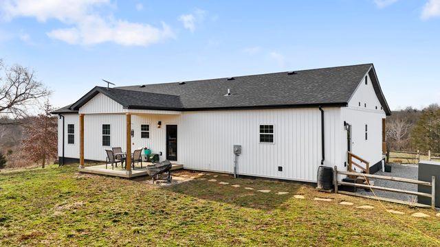 151 Covered Bridge Lane, Frankfort, KY 40601