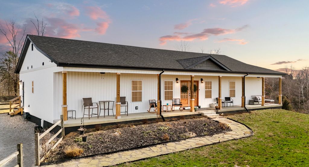 151 Covered Bridge Lane, Frankfort, KY 40601