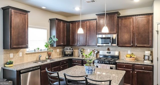 104 Camilla Drive, Carrollton, GA 30116