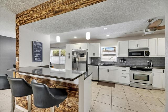 4710 TRAVERTINE DRIVE, Tampa, FL 33615