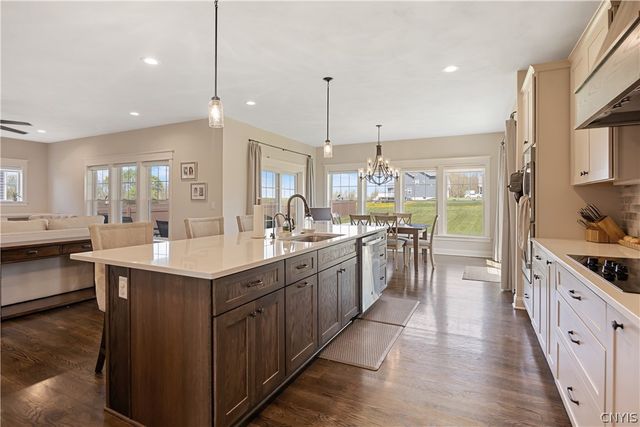 2100 Harkins Lane, Lysander, NY 13027