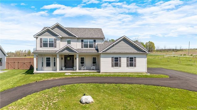 2100 Harkins Lane, Lysander, NY 13027