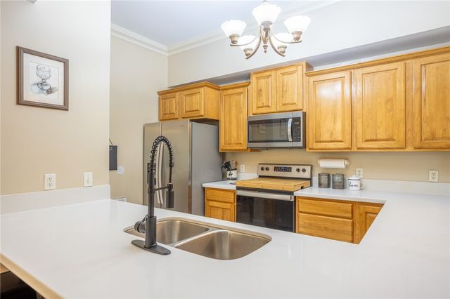 2651 N Westminster Drive, Fayetteville, AR 72704