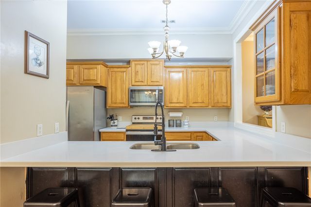 2651 N Westminster Drive, Fayetteville, AR 72704