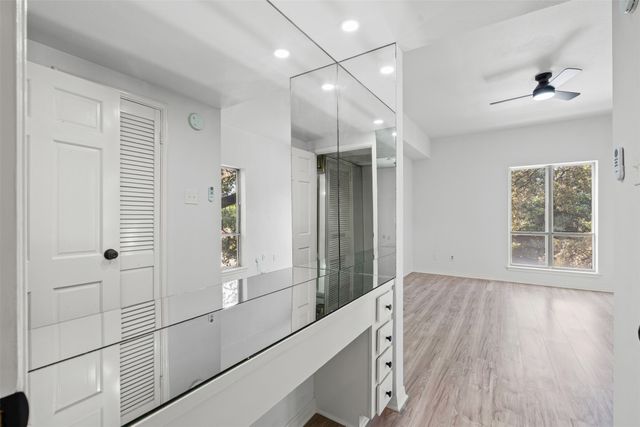 4320 Bellaire Drive S 236W, Fort Worth, TX 76109