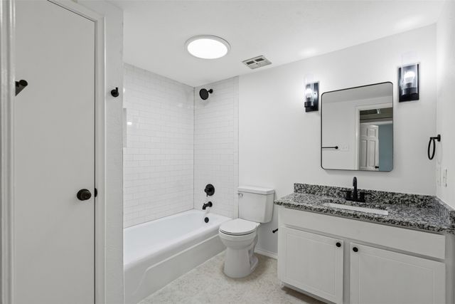 4320 Bellaire Drive S 236W, Fort Worth, TX 76109