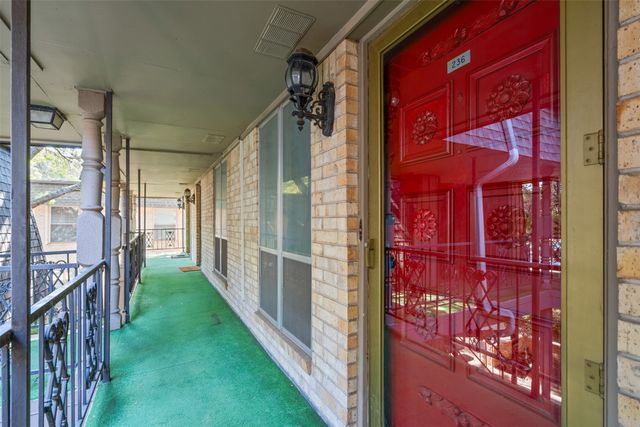 4320 Bellaire Drive S 236W, Fort Worth, TX 76109