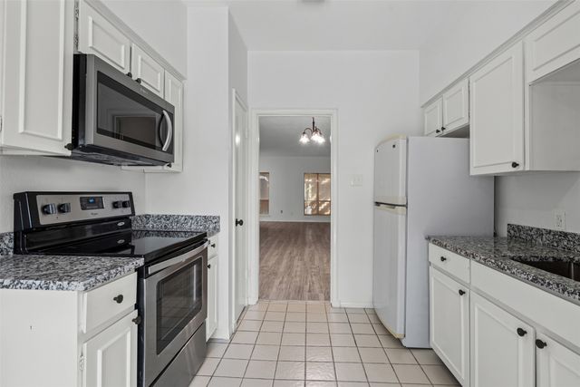 4320 Bellaire Drive S 236W, Fort Worth, TX 76109