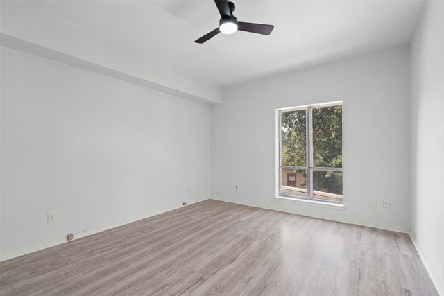 4320 Bellaire Drive S 236W, Fort Worth, TX 76109