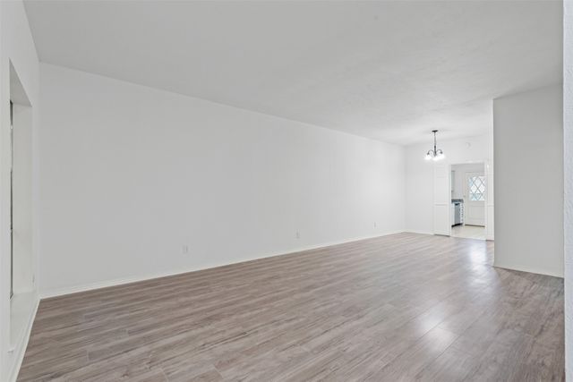 4320 Bellaire Drive S 236W, Fort Worth, TX 76109