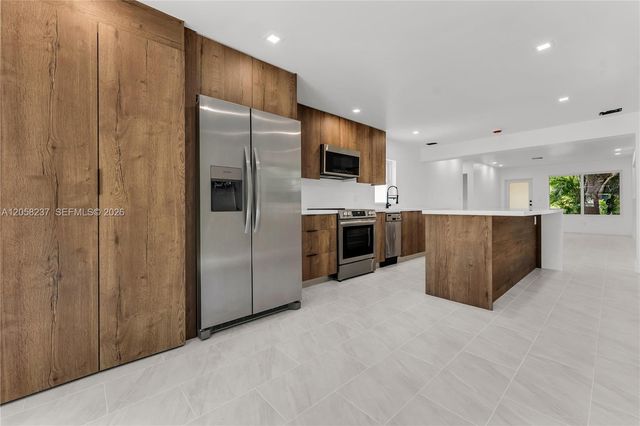 3611 SW 36th Street, West Park, FL 33023