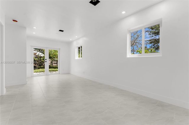 3611 SW 36th Street, West Park, FL 33023