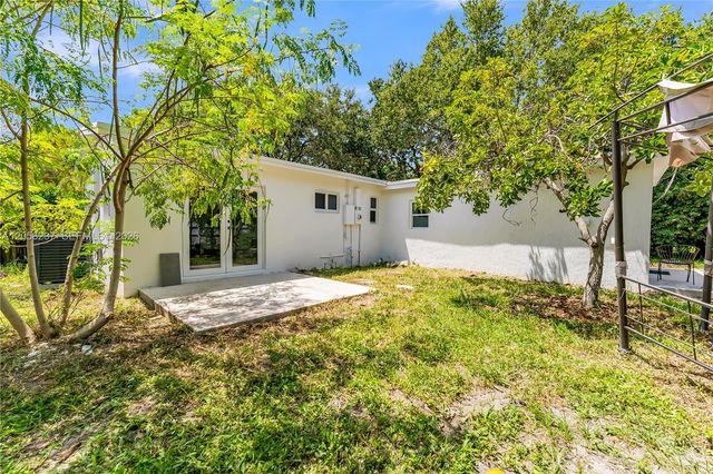 3611 SW 36th Street, West Park, FL 33023