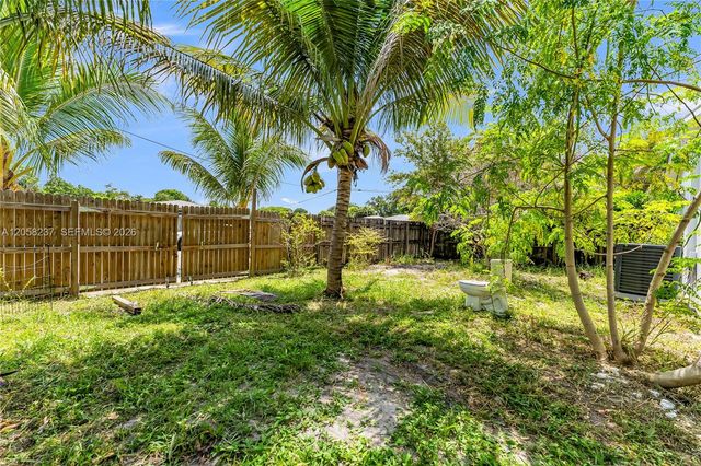 3611 SW 36th Street, West Park, FL 33023