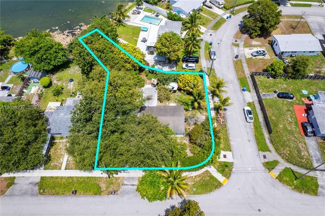 3611 SW 36th Street, West Park, FL 33023