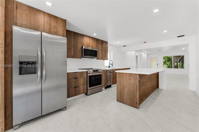 3611 SW 36th Street, West Park, FL 33023
