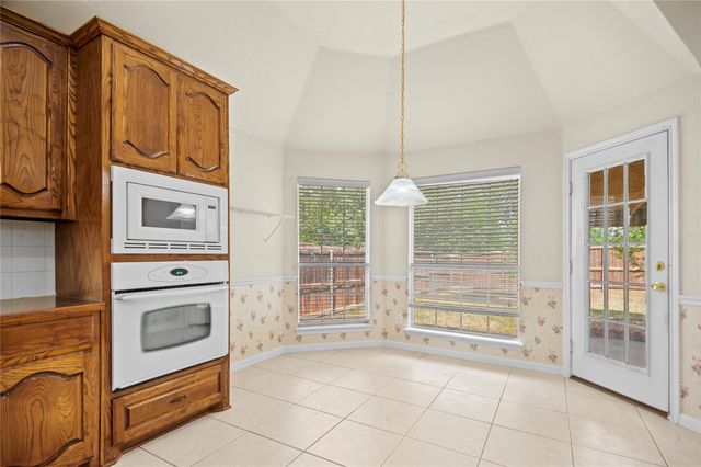 2716 Potter Court, Grand Prairie, TX 75052