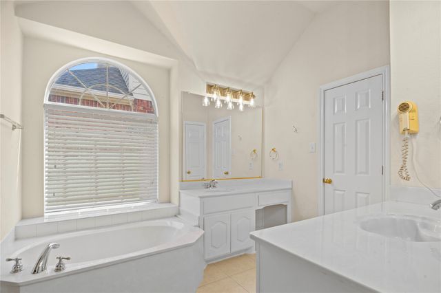 2716 Potter Court, Grand Prairie, TX 75052