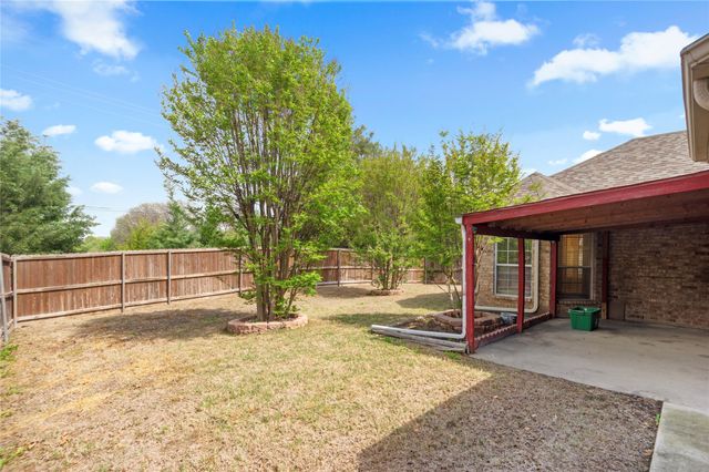 2716 Potter Court, Grand Prairie, TX 75052