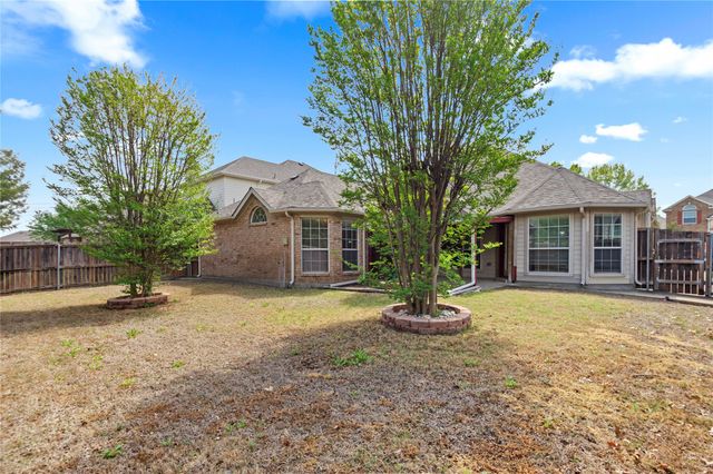 2716 Potter Court, Grand Prairie, TX 75052