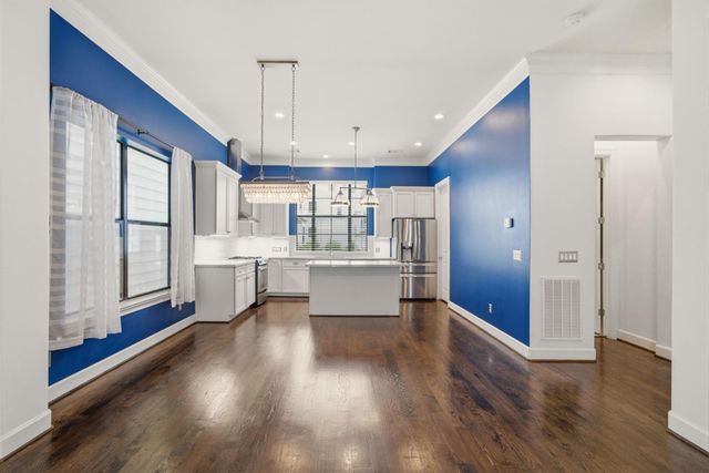 911 W Drew Street, Houston, TX 77006