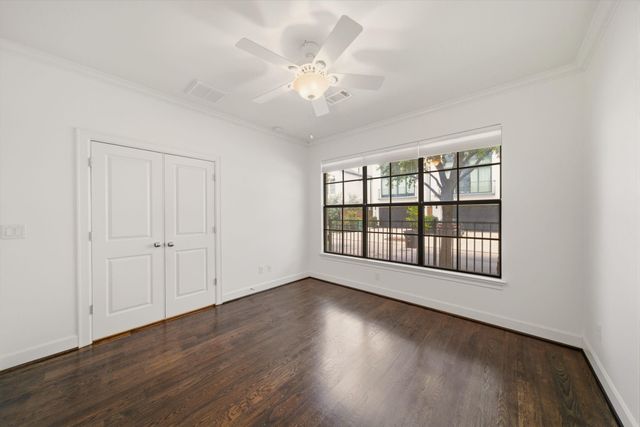 911 W Drew Street, Houston, TX 77006