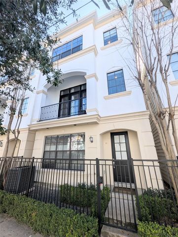 911 W Drew Street, Houston, TX 77006