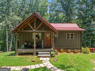 88 Old Vineyard Way, Cleveland, GA 30528