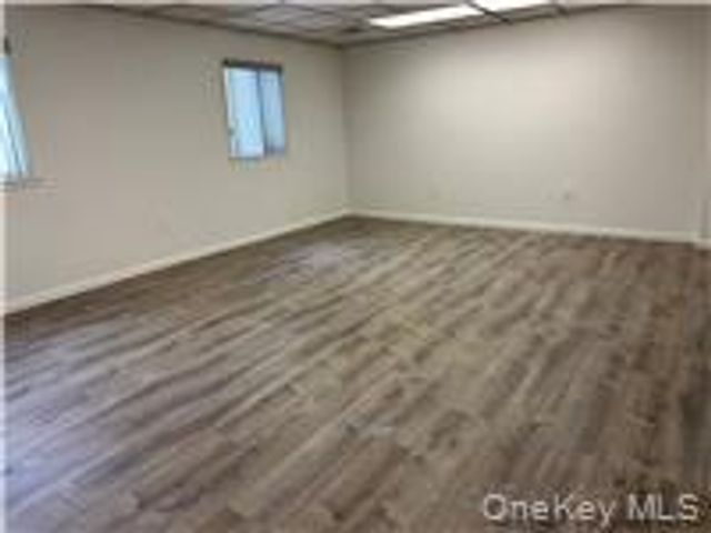 387A Jericho Turnpike 2, Floral Park, NY 11001