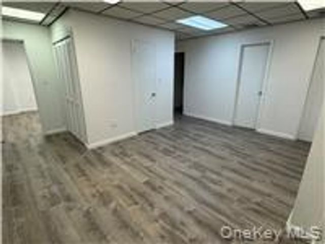 387A Jericho Turnpike 2, Floral Park, NY 11001