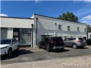 387A Jericho Turnpike 2, Floral Park, NY 11001