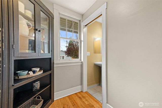 912 N Grant Avenue, Tacoma, WA 98403