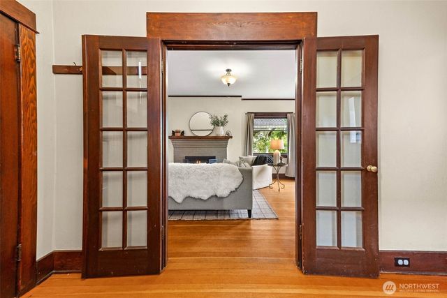 912 N Grant Avenue, Tacoma, WA 98403