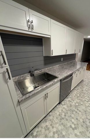 5724 Cranston Street, Portage, MI 49002