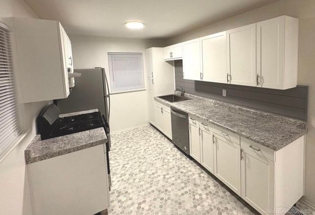 5724 Cranston Street, Portage, MI 49002