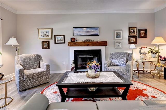 305 Minnie CIR, Newport News, VA 23608