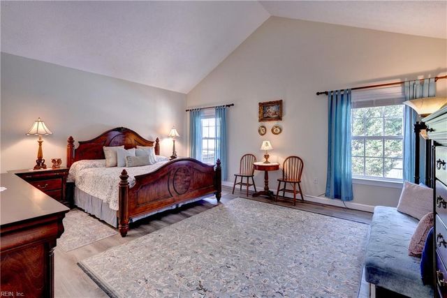 305 Minnie CIR, Newport News, VA 23608