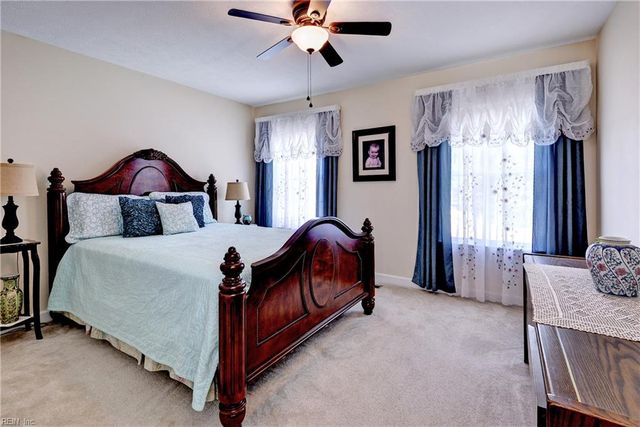 305 Minnie CIR, Newport News, VA 23608