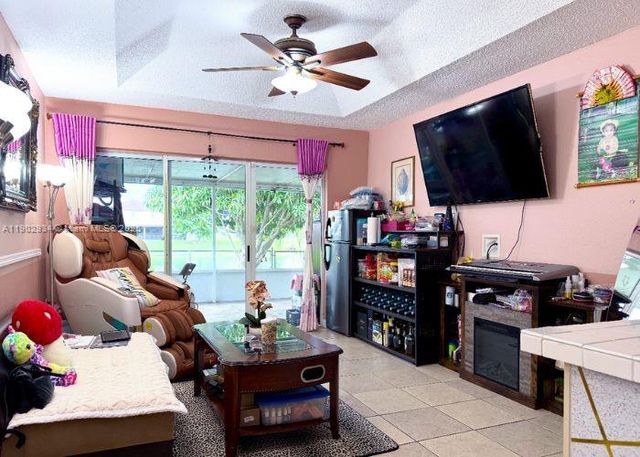 21316 SW 87th Pl, Cutler Bay, FL 33189