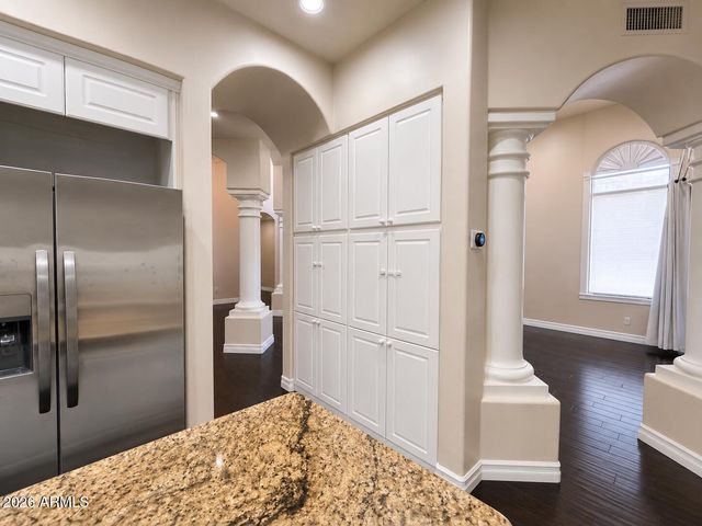 21644 N 61st Avenue, Glendale, AZ 85308