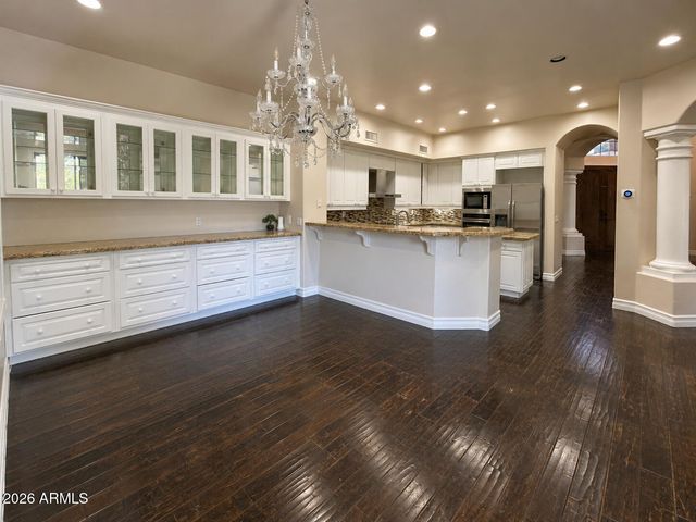 21644 N 61st Avenue, Glendale, AZ 85308