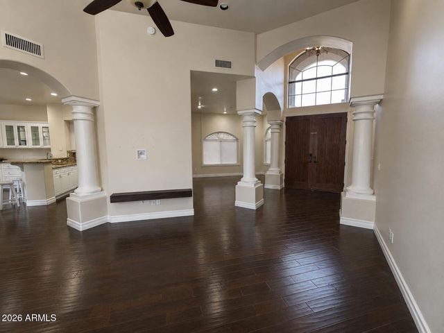 21644 N 61st Avenue, Glendale, AZ 85308